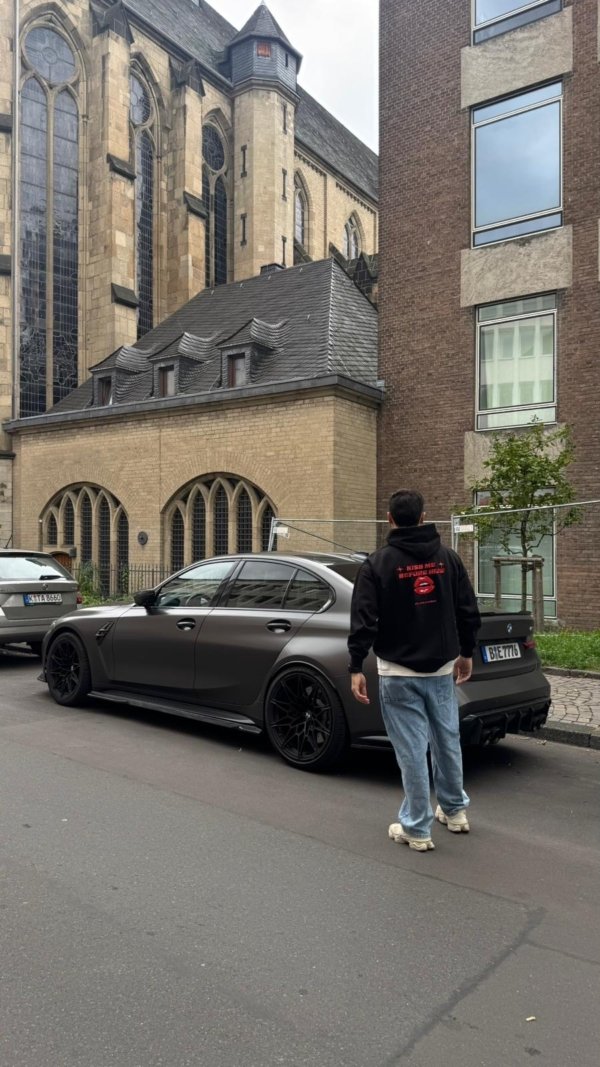 531672c6-c492-4d89-b3e3-fadccaabd75d HOODIE OVERSIZE UNISEX KISS ME BEFORE RIDE COLOR NEGRO