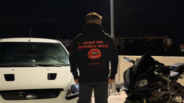 HOODIE BLACK KISS ME BEFORE RIDE